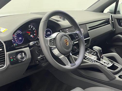 2023 Porsche Cayenne Cayenne