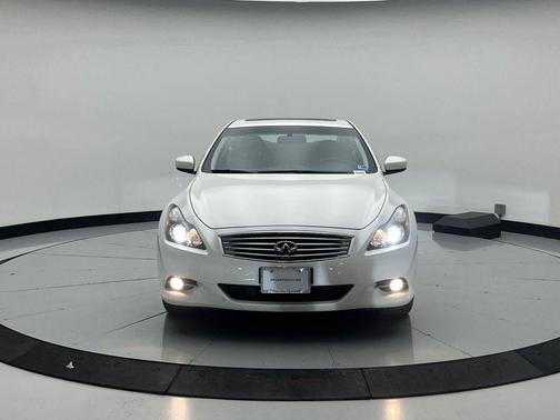 Majestic 2015 INFINITI Q60 S