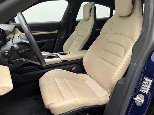 2021 Porsche Taycan Turbo