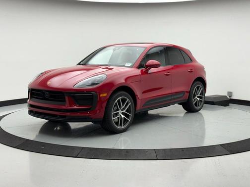 2026 Porsche Macan 