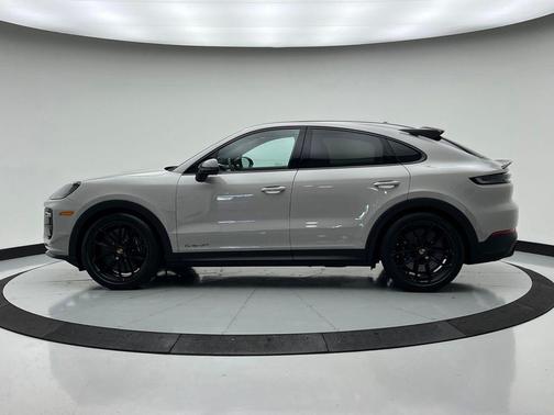 2026 Porsche Cayenne Turbo GT
