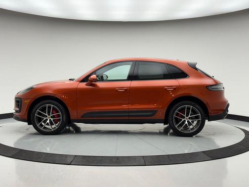 2024 Porsche Macan 