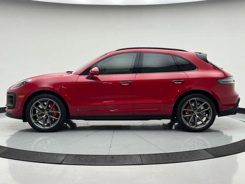 2024 Porsche Macan GTS