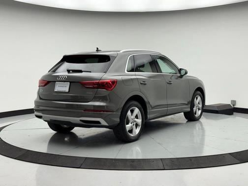 Chronos Gray Metallic 2020 Audi Q3 45 Premium Plus