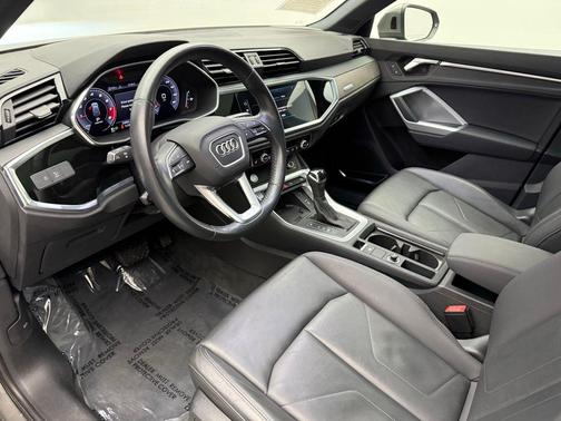 Chronos Gray Metallic 2020 Audi Q3 45 Premium Plus
