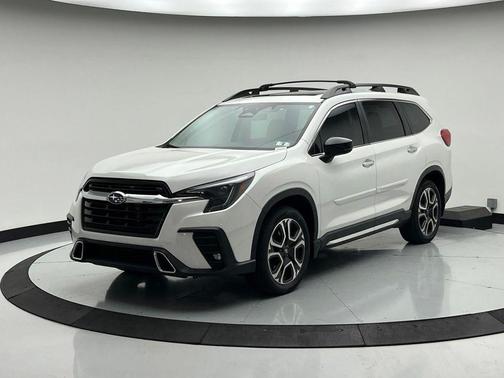 Crystal White Pearl 2024 Subaru Ascent Touring 7-Passenger