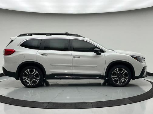 Crystal White Pearl 2024 Subaru Ascent Touring 7-Passenger