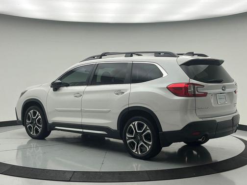 Crystal White Pearl 2024 Subaru Ascent Touring 7-Passenger