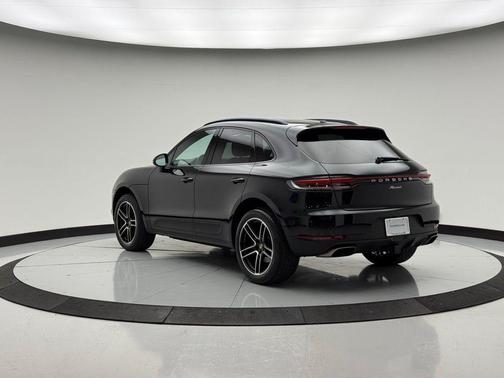 2020 Porsche Macan 