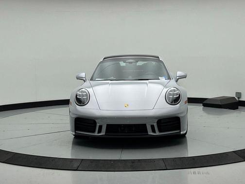 Ice Grey Metallic 2026 Porsche 911 911 Carrera S
