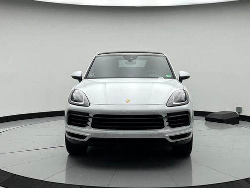 2022 Porsche Cayenne Platinum Edition