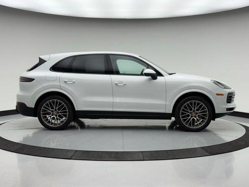 White 2023 Porsche Cayenne Platinum Edition