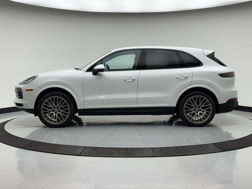 White 2023 Porsche Cayenne Platinum Edition