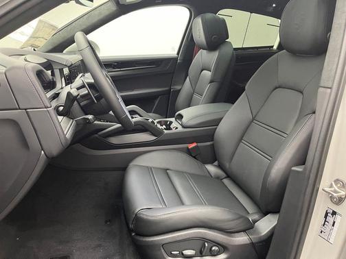 Chalk 2026 Porsche Cayenne GTS