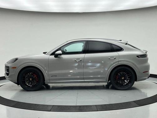 Chalk 2026 Porsche Cayenne GTS