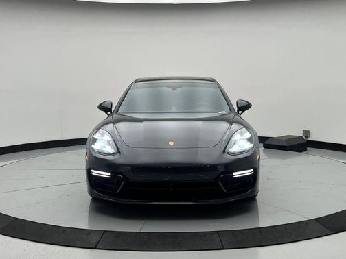 2020 Porsche Panamera GTS