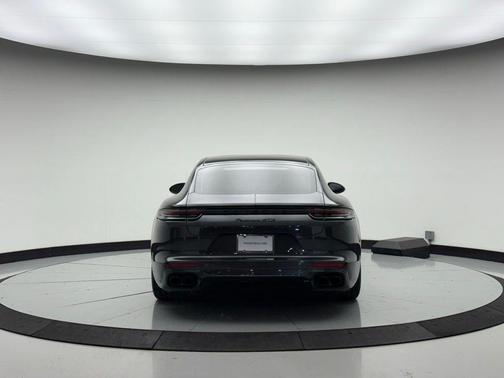 2020 Porsche Panamera GTS