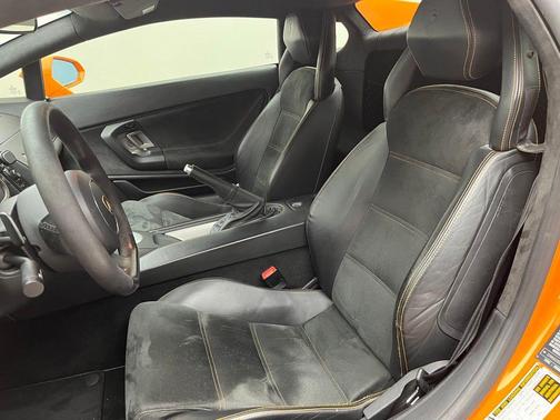 Arancio Borealis Pearl Effect 2013 Lamborghini Gallardo LP550-2