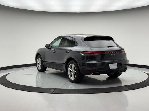 2021 Porsche Macan