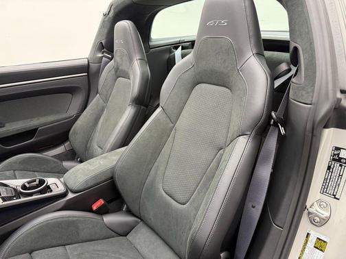 2026 Porsche 911 Targa 4 GTS