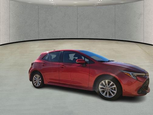 2024 Toyota Corolla Hatchback SE