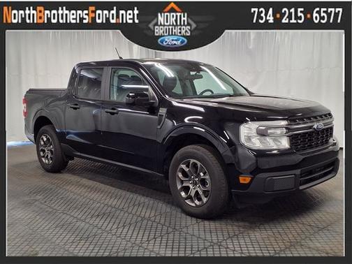 SHADOW BLACK 2024 Ford Maverick XLT