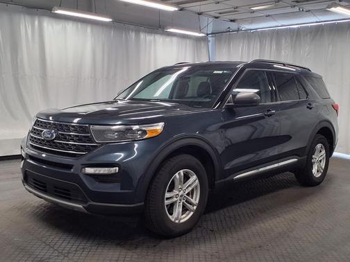 STONE BLUE METALLIC 2023 Ford Explorer XLT