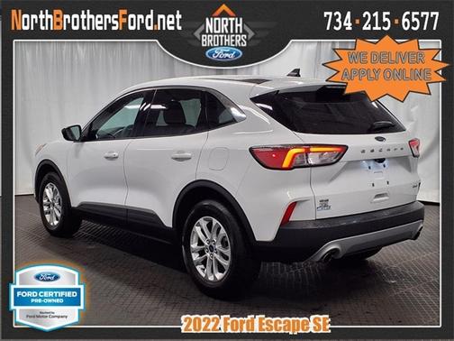 2022 Ford Escape SE