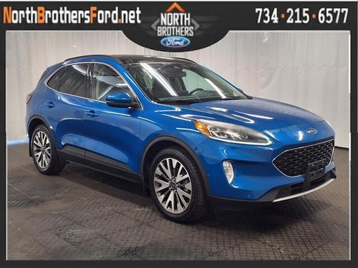 2020 Ford Escape TITANIUM