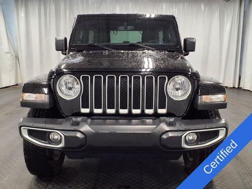 Black Clearcoat 2022 Jeep Wrangler Unlimited SAHARA