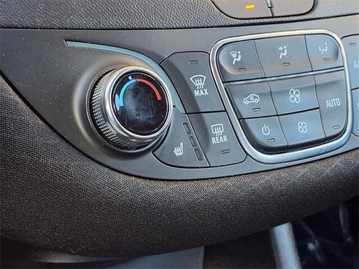 2024 Chevrolet Malibu LT W/1LT