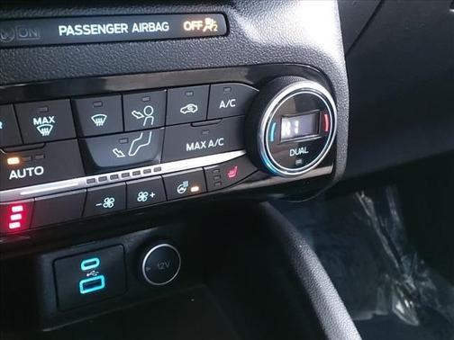 2021 Ford Escape TITANIUM