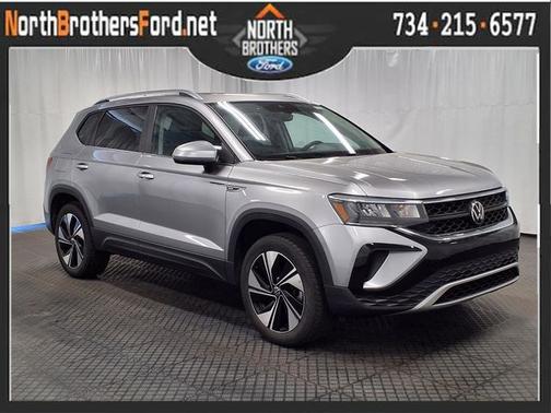 Pyrite Silver Metallic 2023 Volkswagen Taos 1.5T SE