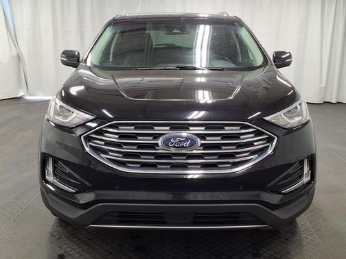 AGATE BLACK METALLIC 2020 Ford Edge TITANIUM