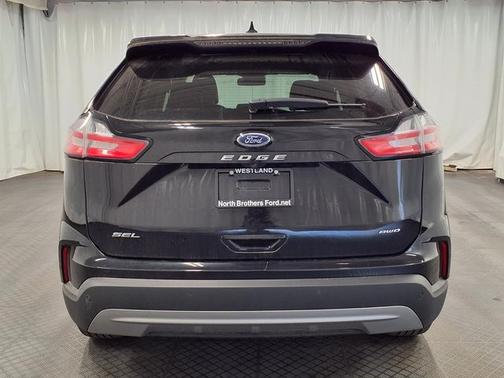 AGATE BLACK METALLIC 2023 Ford Edge SEL
