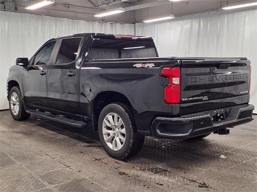 2019 Chevrolet Silverado 1500 CUSTOM