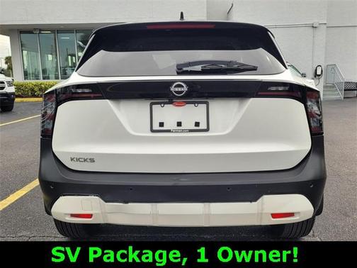 2025 Nissan Kicks SV