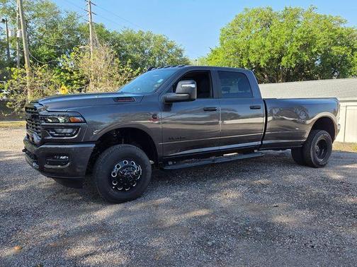 Granite Crystal Clearcoat Metallic 2026 RAM 3500 Big Horn