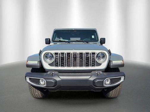 Anvil Clearcoat 2026 Jeep Wrangler Sahara