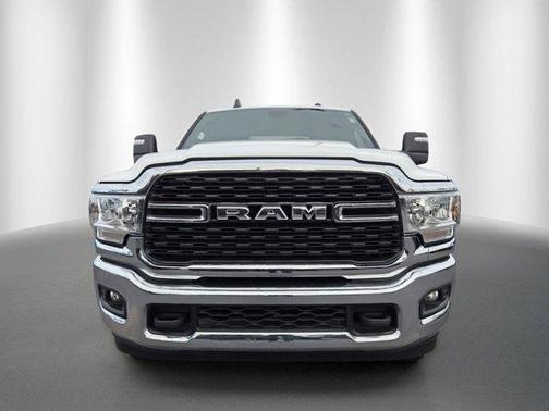 Bright White Clearcoat 2024 RAM 2500 Big Horn