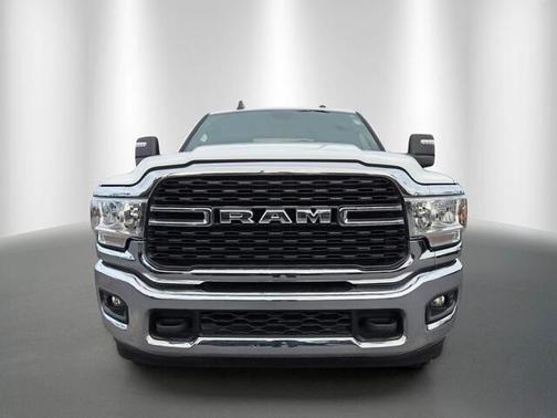 Bright White Clearcoat 2024 RAM 2500 Big Horn