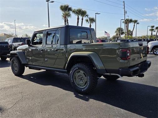 2026 Jeep Gladiator Sport