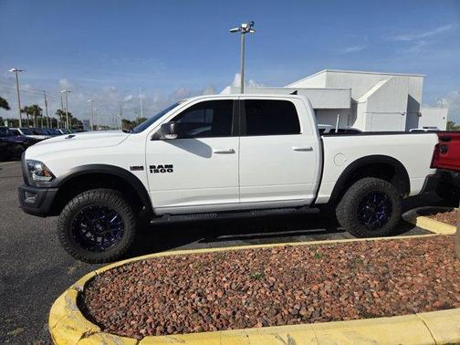 Bright White Clearcoat 2018 RAM 1500 Rebel