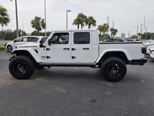 Bright White Clearcoat 2020 Jeep Gladiator Rubicon