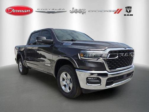 Granite Crystal Clearcoat Metallic 2026 RAM 1500 Big Horn/Lone Star