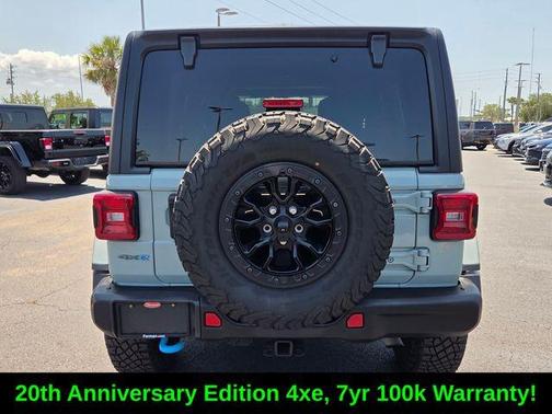 Earl Clearcoat 2023 Jeep Wrangler 4xe Rubicon