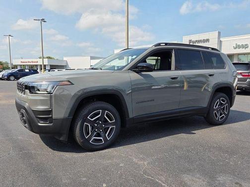 Sting Gray Clearcoat 2026 Jeep Cherokee LAREDO/LIMITED