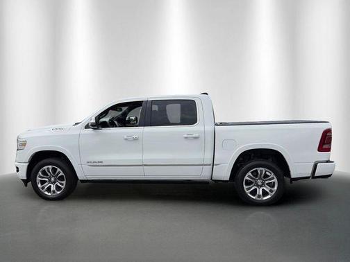 Bright White Clearcoat 2023 RAM 1500 Limited