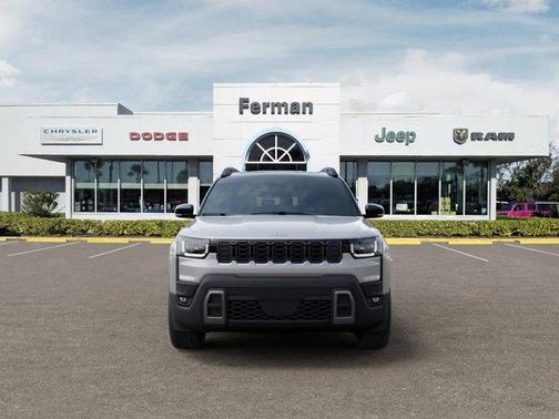 Silver Zynith Clearcoat 2026 Jeep Cherokee Overland