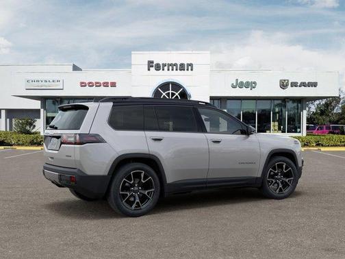 Silver Zynith Clearcoat 2026 Jeep Cherokee Overland